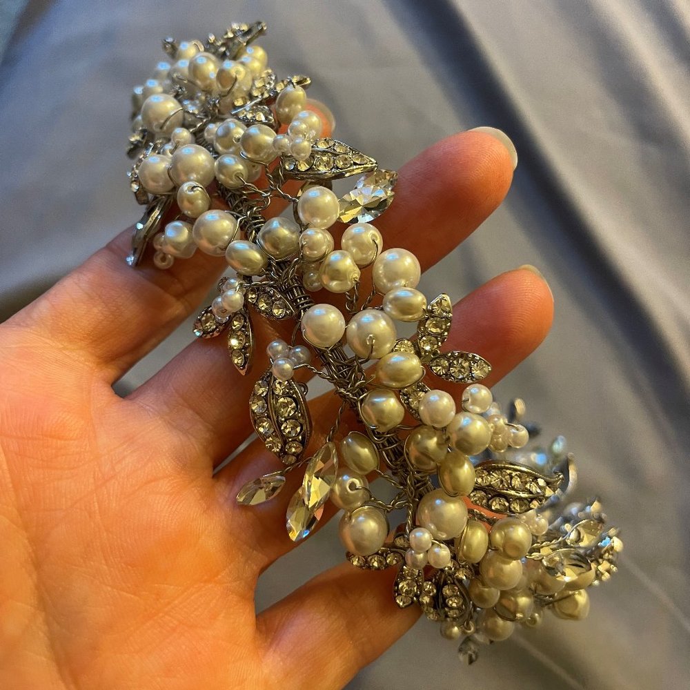 Bridal headpiece